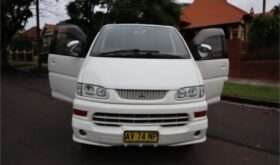 2001 Mitsubishi Delica Exceed (Spacegear)