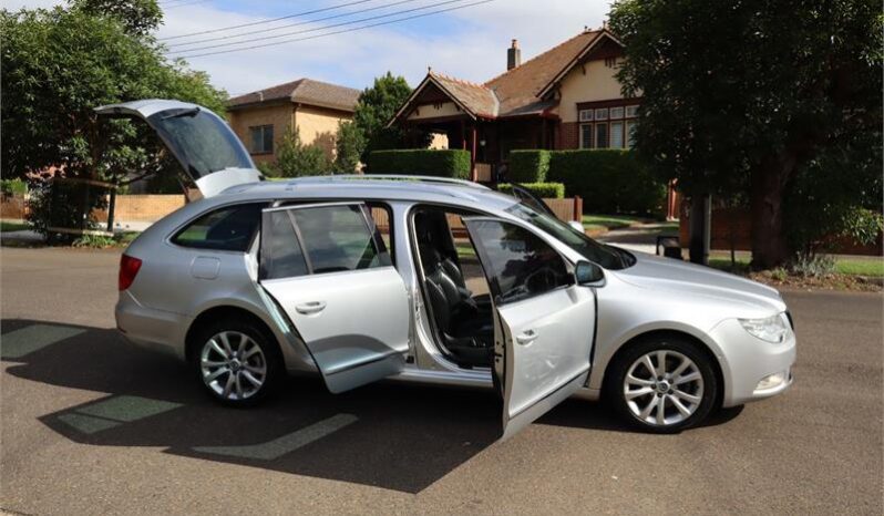 2012 Skoda Superb 125 Tdi Elegance full
