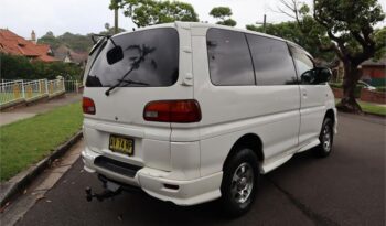 2001 Mitsubishi Delica Exceed (Spacegear) full
