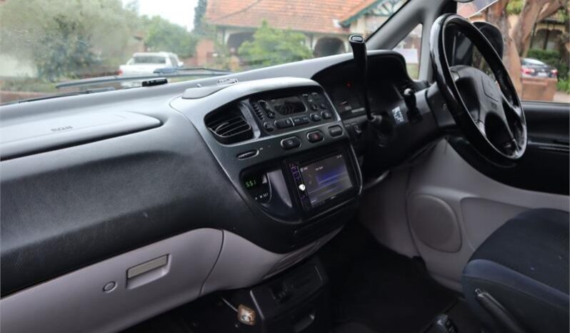2001 Mitsubishi Delica Exceed (Spacegear) full