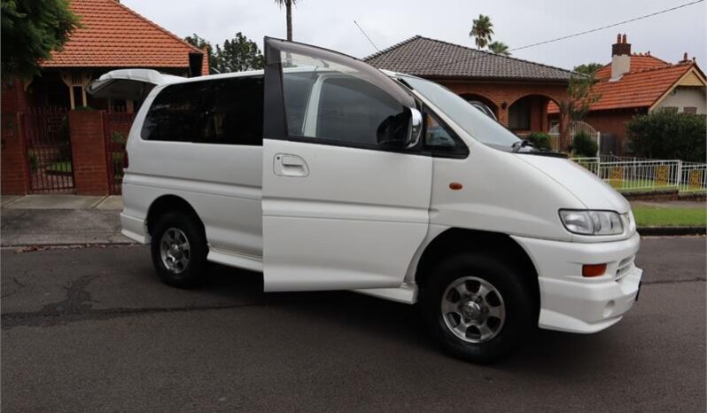 2001 Mitsubishi Delica Exceed (Spacegear) full
