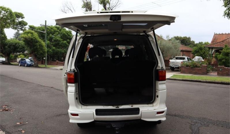 2001 Mitsubishi Delica Exceed (Spacegear) full
